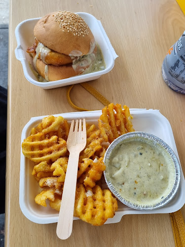 Golden Pie Bakery And Cafe - Hamilton