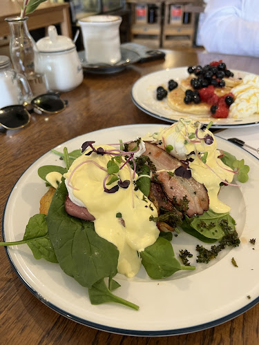 Shop 1/10 Selwyn Road, Paihia 0200, New Zealand