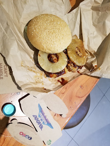 BurgerFuel Cuba Street - Hospitality and gastronomy