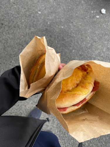 Reviews of Clendon Bakery in Auckland - Hospitality and gastronomy