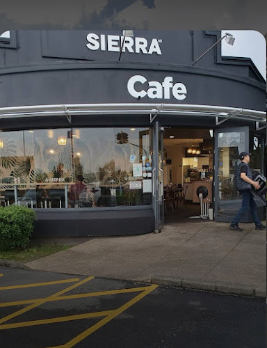 Sierra Café Lincoln Road - Hospitality and gastronomy