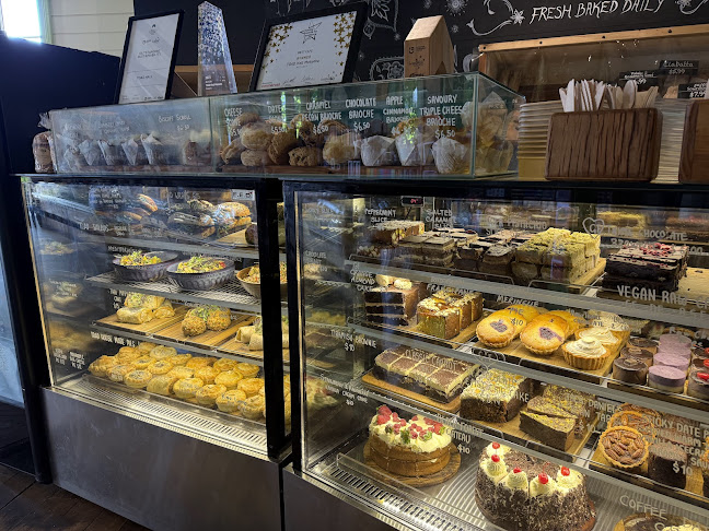 Comentarii opinii despre Toad Hall