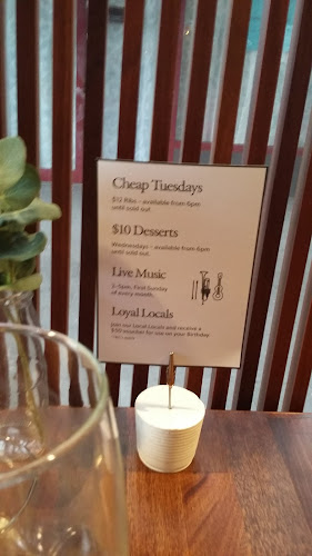 Fika Cafe & Bar (previously Neighbourhood Kitchen)