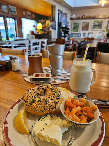 Primo E Secundo Phone number