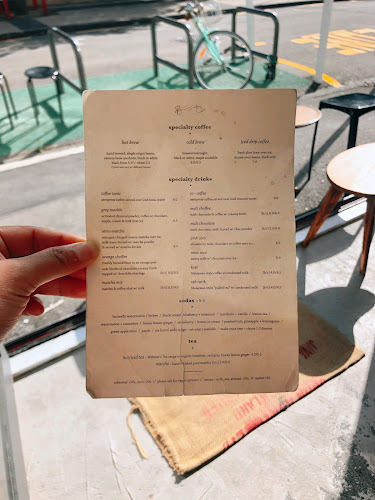 Comentarii opinii despre Pour and Twist