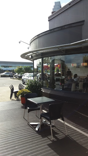 Sierra Café Lincoln Road Open Times