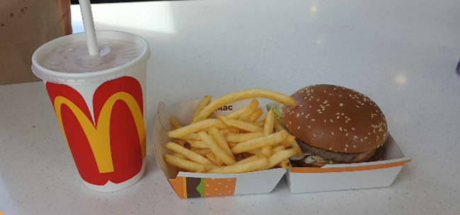 Opinii despre McDonald's Huntly în Huntly - Hospitality and gastronomy