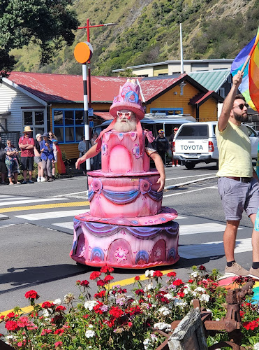 Comments and reviews of The Perching Parrot Cafe