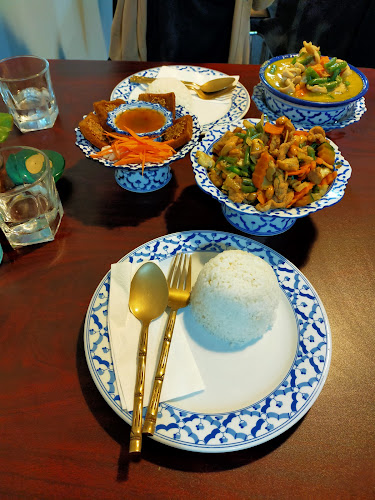 Laan Yamo Thai Restaurant