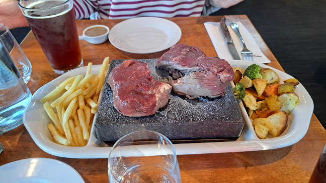 Mackenzies Cafe Bar & Grill - Hospitality and gastronomy