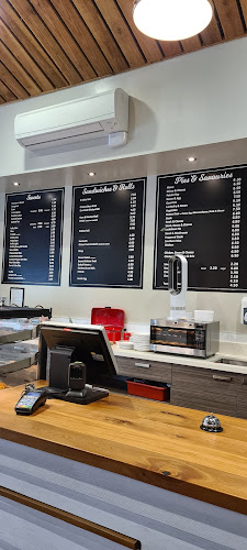 Comentarii opinii despre Darfield Bakery