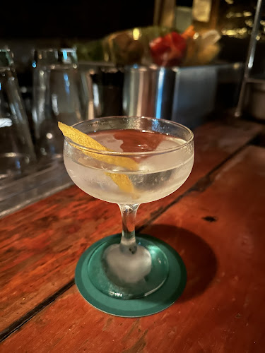 Comentarii opinii despre Caretaker