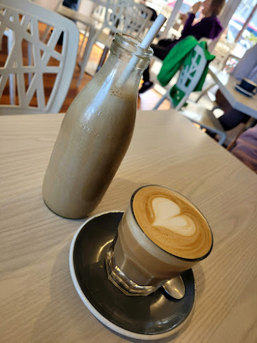 96 Mokoia Road, Birkenhead, Auckland 0626, New Zealand