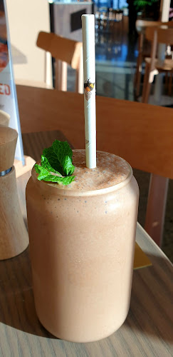 Comentarii opinii despre Journal Cafe