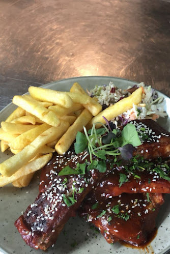 The Hive Bar & Restaurant Open Times