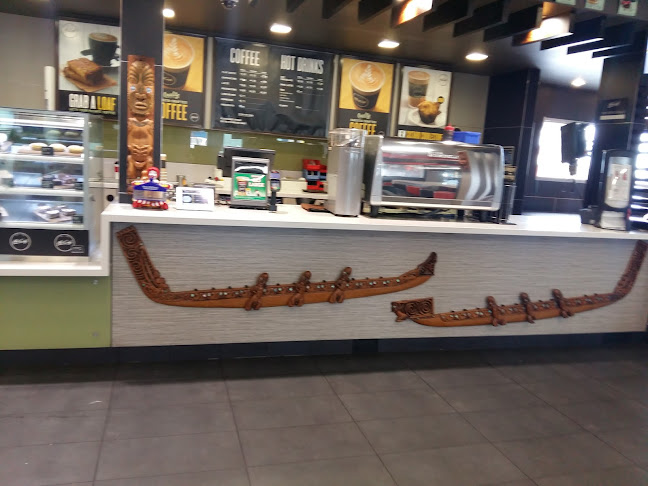 McDonald's Otahuhu - Hospitality and gastronomy