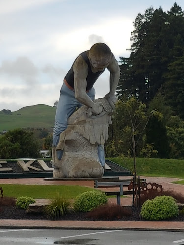 Reviews of Liquorland Te Kuiti in Te Kūiti - Hospitality and gastronomy