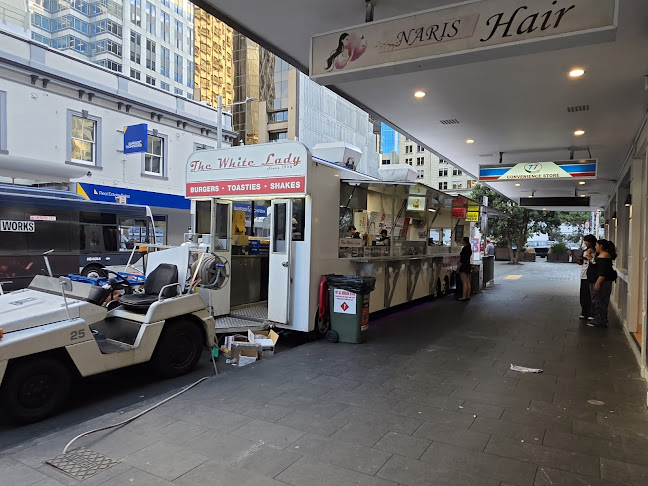 The White Lady - Auckland