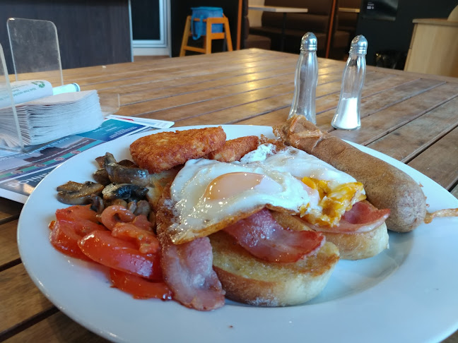 Comentarii opinii despre Adam & Eve's