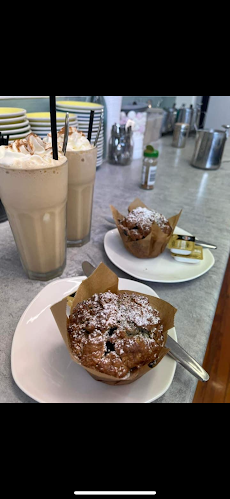 Four Doors Down Cafe