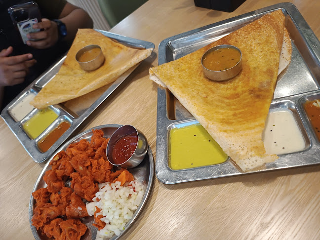 Saravanaa Bhavan - Hospitality and gastronomy