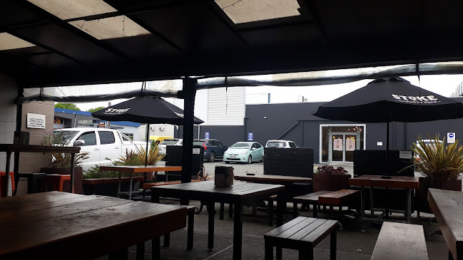 Burgers & Beers Inc. Colombo - Hospitality and gastronomy