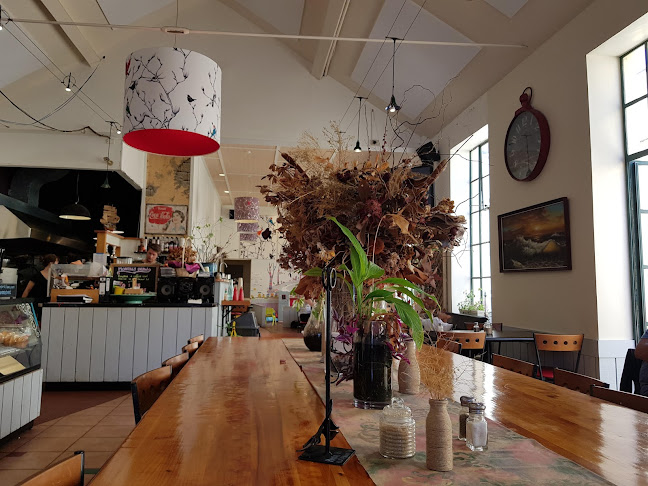 Corelli's Cafe Open Times