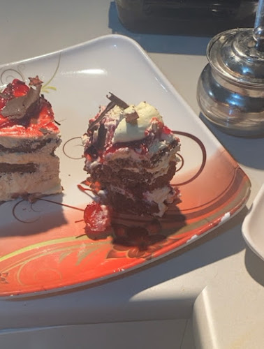 The Cheesecake Shop Hamilton - Hospitality and gastronomy