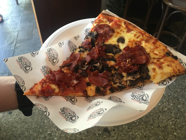 Fat Badgers Pizza Bar Queenstown - Queenstown