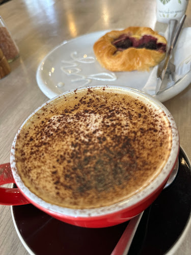 Comments and reviews of Cafe Hibiscus