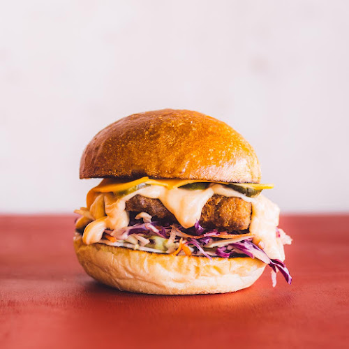 Reviews of Wise Boys Burgers Downtown in Auckland - Hospitality and gastronomy