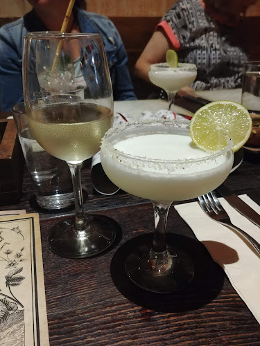 Chiwahwah Mexican Cantina Bar Phone number