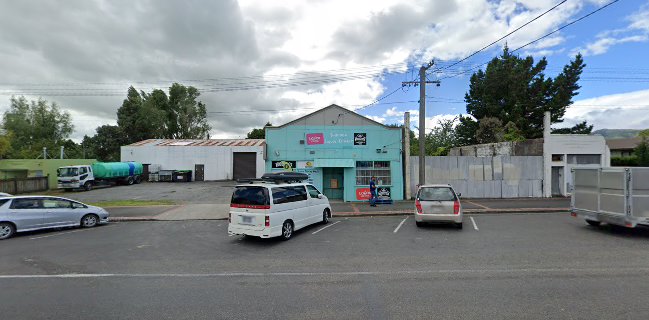 Comentarii opinii despre The Bottle-O Shannon