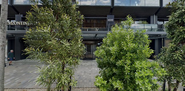 Burger Burger Commercial Bay