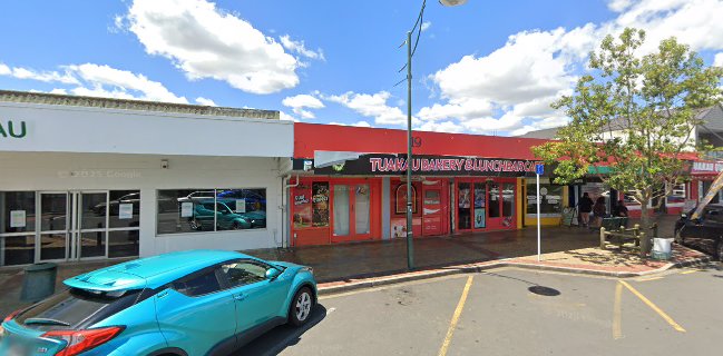 Tuakau Bakery & Lunchbar Cafe