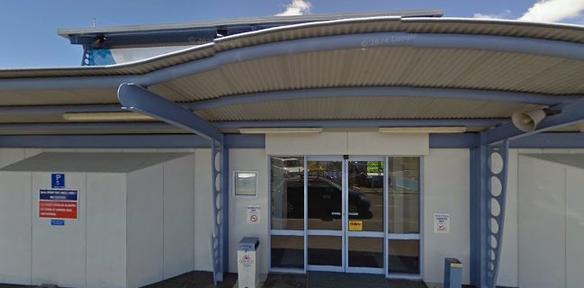 Darton Field Cafe At Gisborne Airport