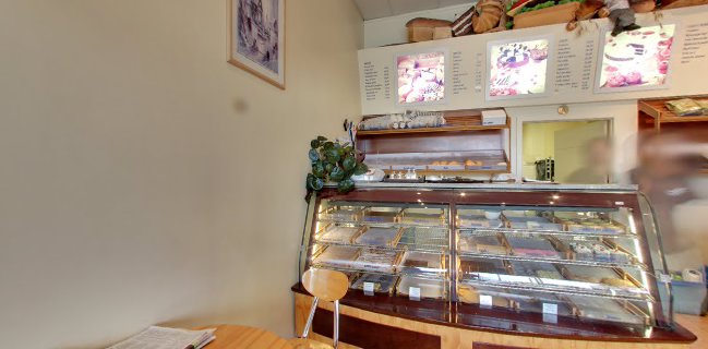 Naturals Bake and Coffee - Hospitality and gastronomy