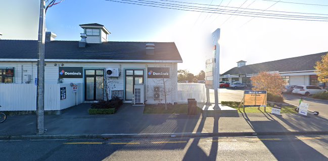 Comentarii opinii despre The Bottle-O Halswell