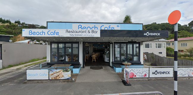 Beach Cafe Maraetai