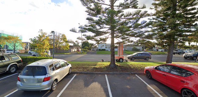 Liquorland Lincoln Green