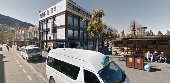 Momentos By The Lake Restaurant