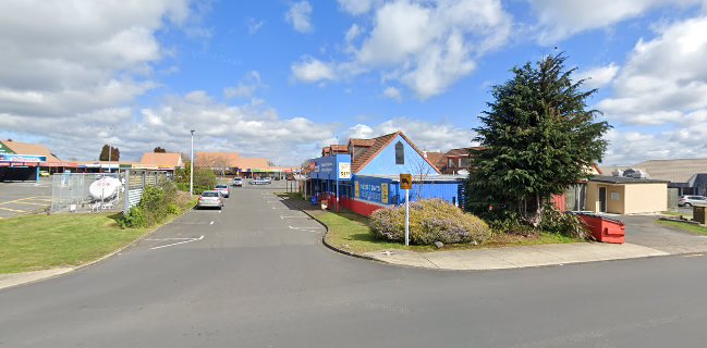 Comments and reviews of Super Liquor Colonial