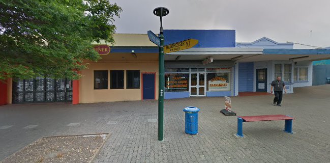 Kams Fish & Chip Shop - Hospitality and gastronomy