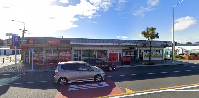 Majors Takeaways Fish & Chip Burger