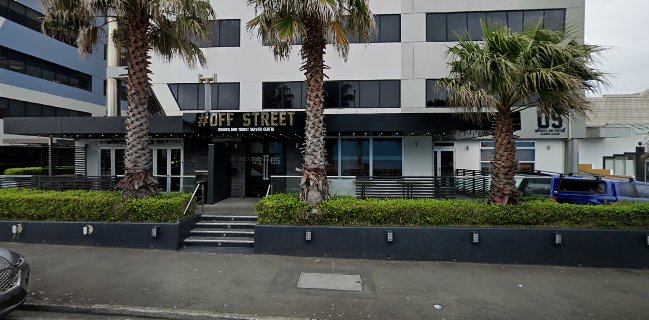 Mountainside Bar and Restaurant