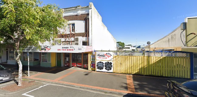 Tom's Place Takeaways