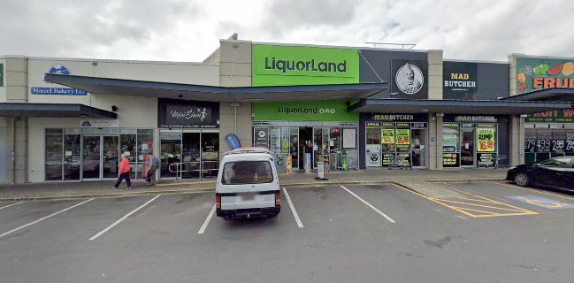 Liquorland Southgate - Hospitality and gastronomy