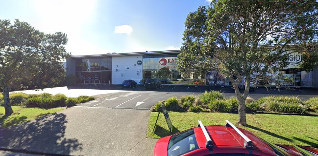 Katsubi Cafe & Restaurant