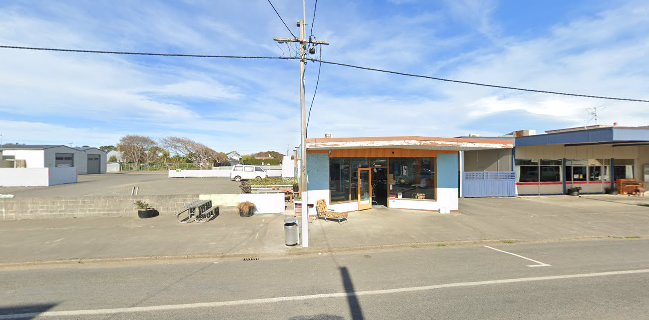 Comentarii opinii despre The Crib Cafe