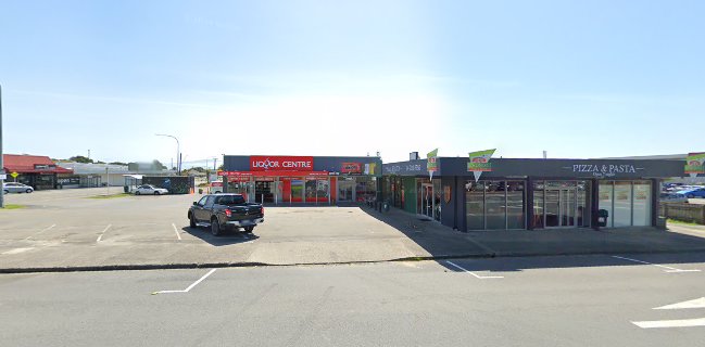 Barrel 2 Bottle Waikanae - Hospitality and gastronomy